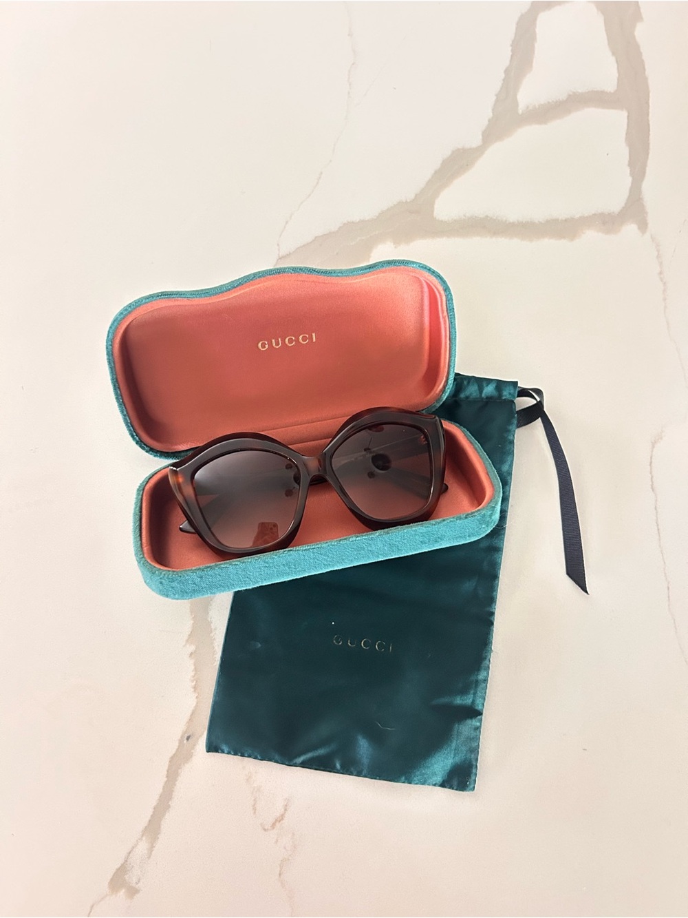 Gucci Oversized Sunglasses in Brown Gradient with Black Accents